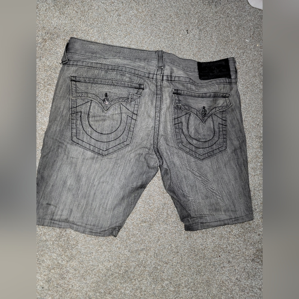 True religion size 36 shorts